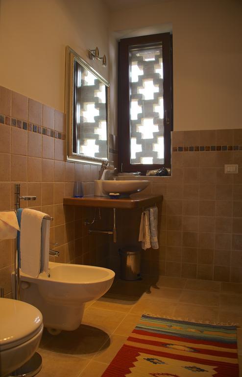 ברברסקו Agriturismo Tre Stelle חדר תמונה